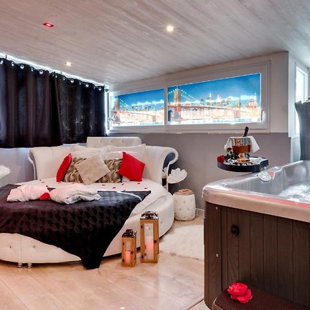 Suite Brooklyn Jacuzzi Vichy Exterior foto