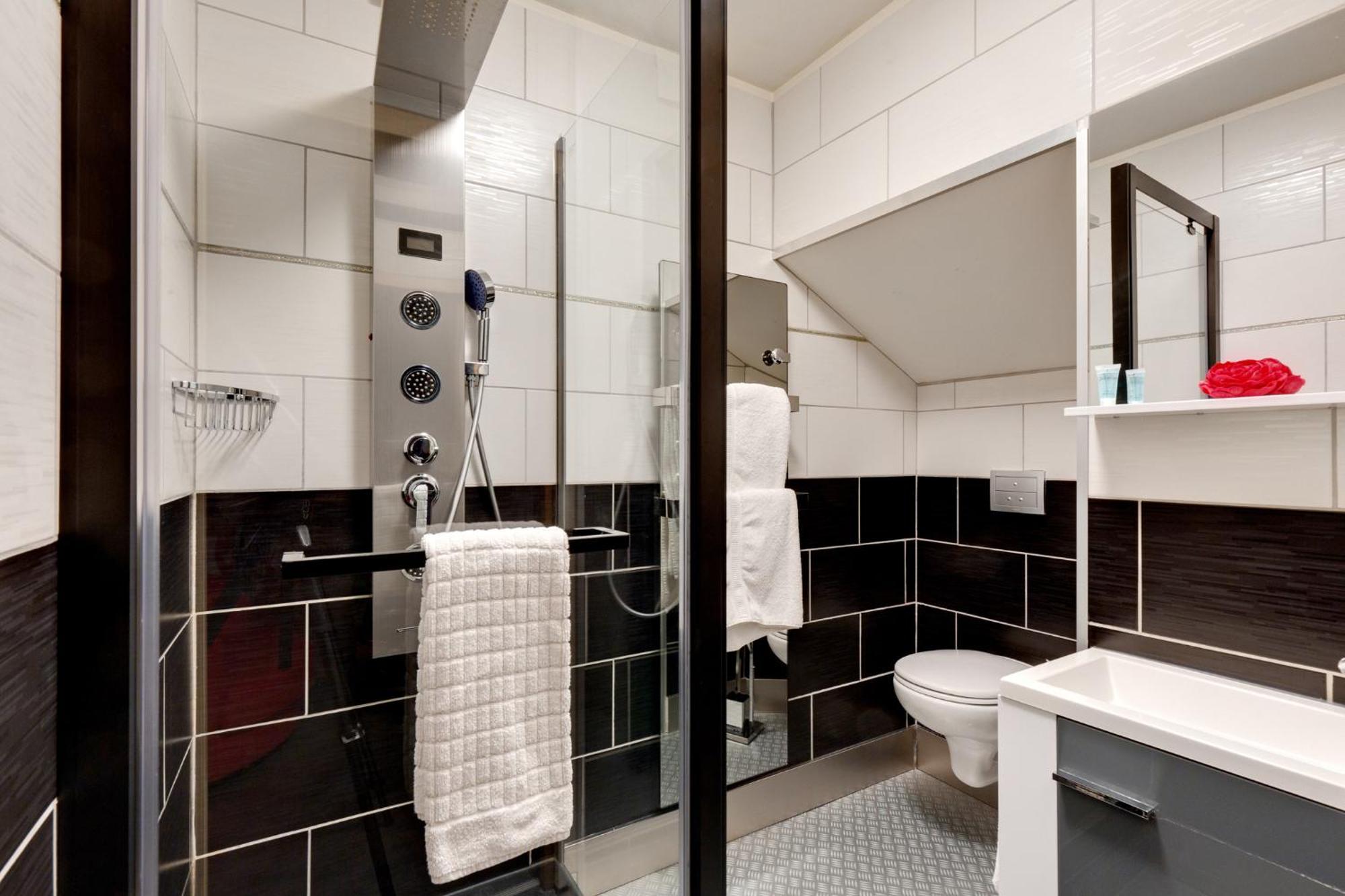 Suite Brooklyn Jacuzzi Vichy Exterior foto